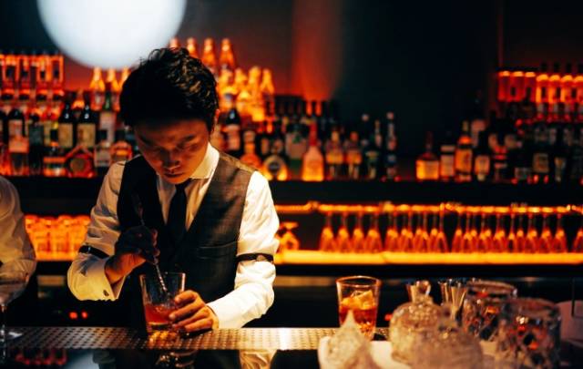 武汉适合一个人去的小酒馆,武汉不贵小资的酒馆