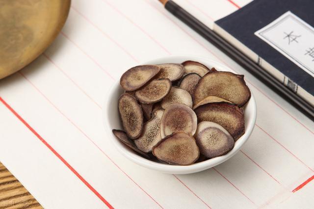 鹿茸的功效与作用及禁忌是什么呢,鹿茸的功效和作用及食用方法图片