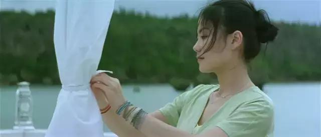 王菲传奇2010春晚现场版完整版,王菲的传奇英文版藏语版听醉了