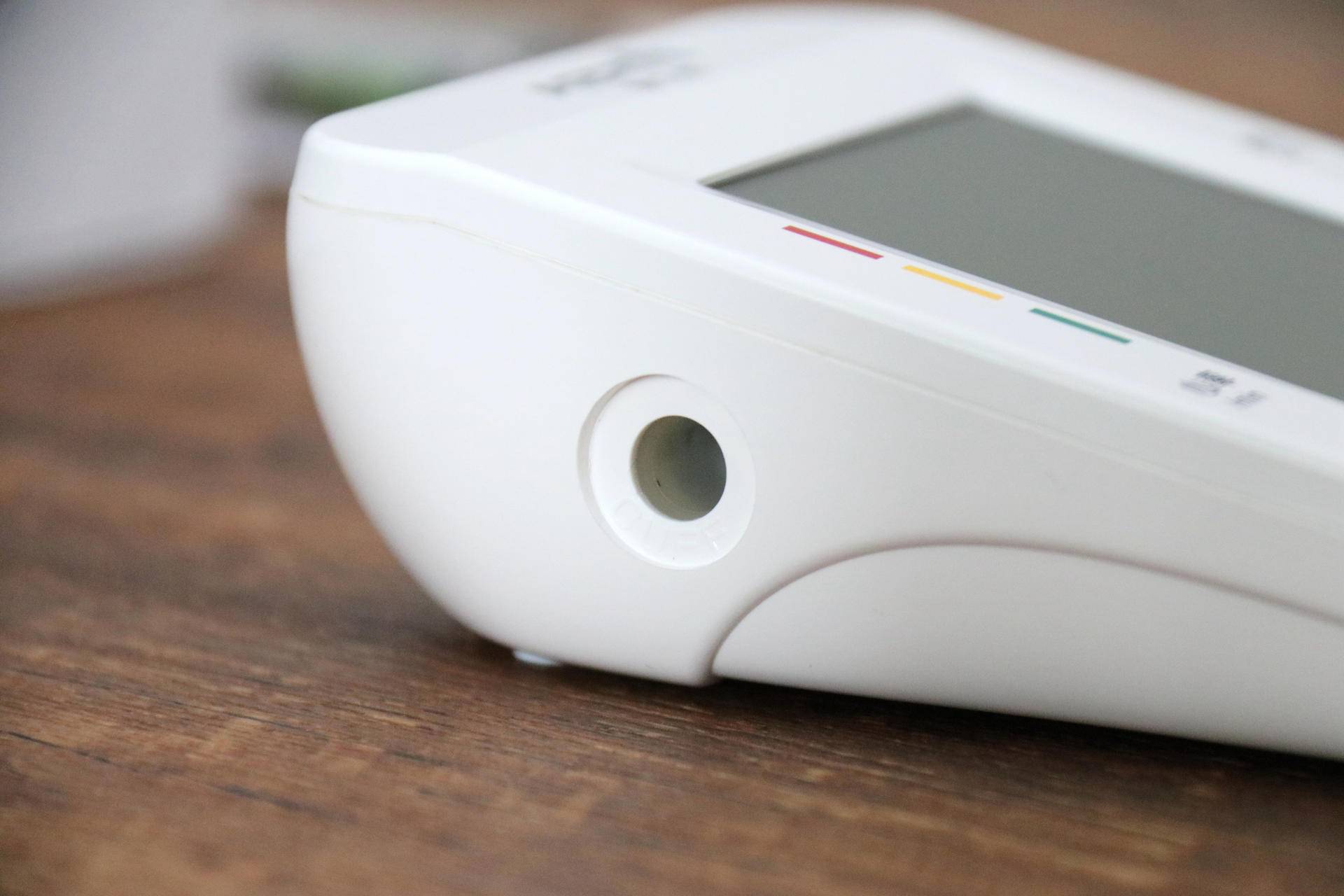 爱尔泰电子血压计正确使用方法,电子血压计真实测评