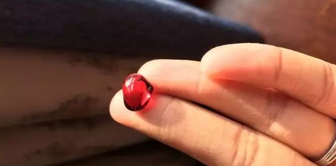 蜜蜡琥珀有多少是真的,所有蜜蜡琥珀血珀