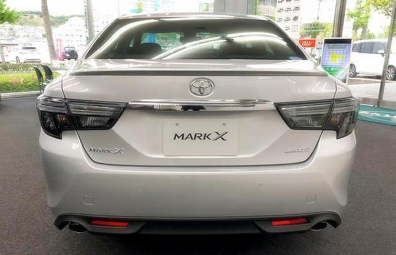 比亚洲龙长的车,比丰田亚洲龙高一个档次的车