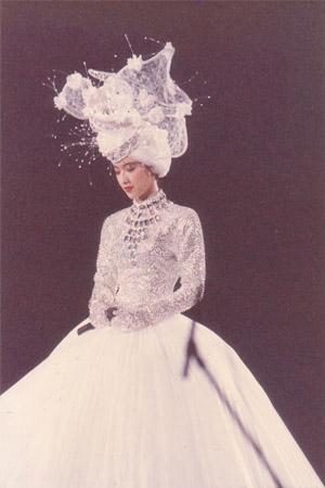 王杰的歌最好听的十首粤语歌,八十年代最经典的十首粤语歌