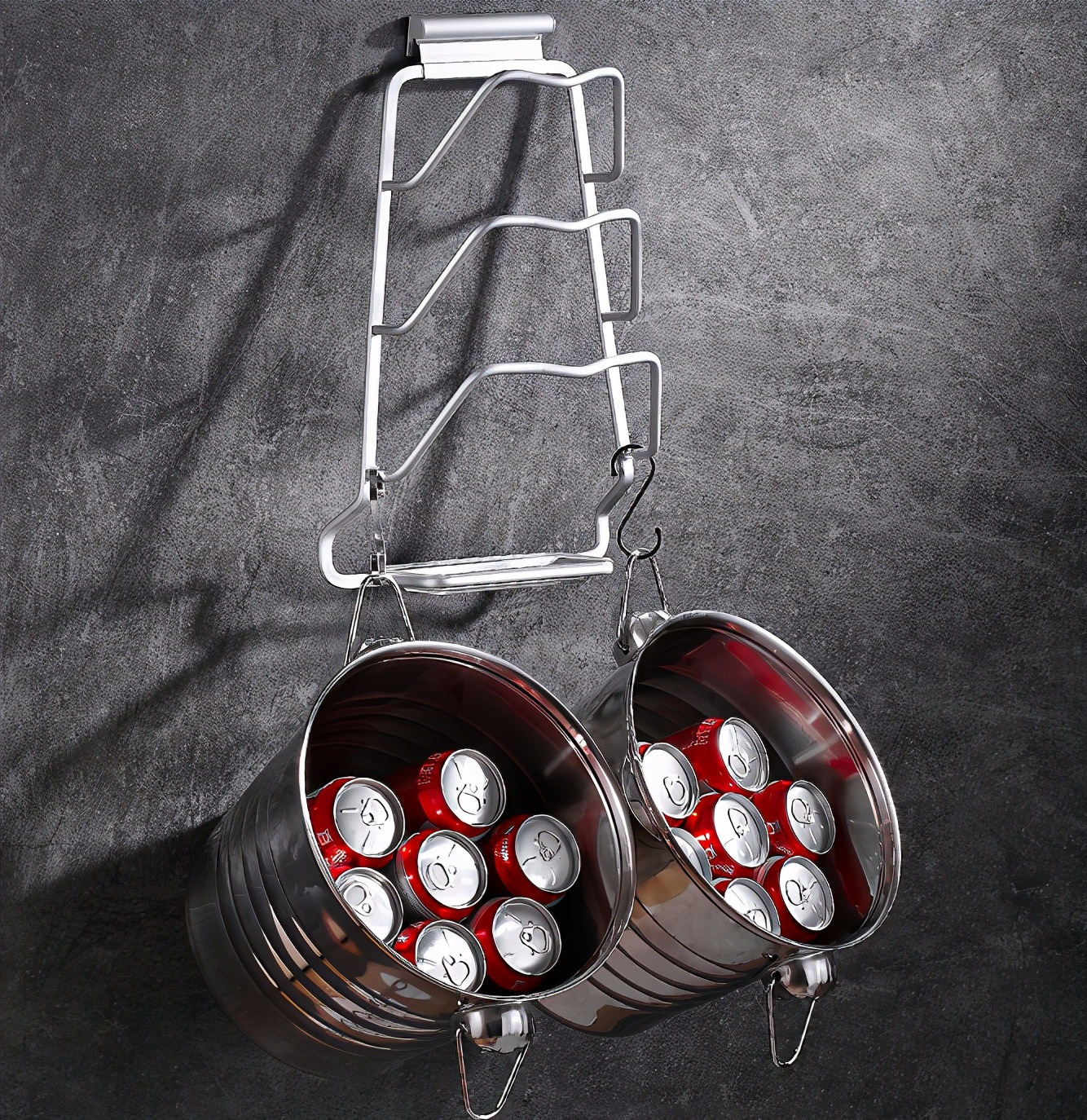 别再往墙上打孔了！现在流行“液体钉”，墙壁0伤害，比电焊结实