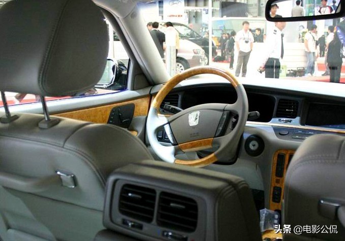 韩国新世界黑帮片段,韩国豪车雅科仕新世界