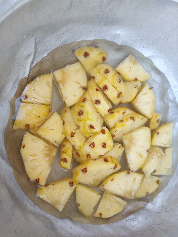 如何去掉菠萝的酸涩味,菠萝怎样去除涩味最有效