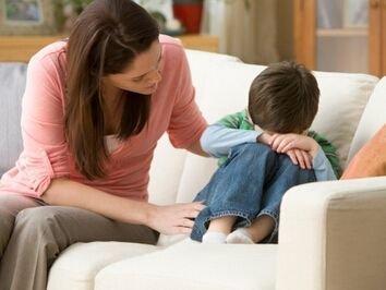 女大学生被老师骚扰后续,13岁女生遭老师骚扰后续