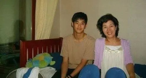 金秀贤和水瓶座,金秀贤喜欢水瓶座吗