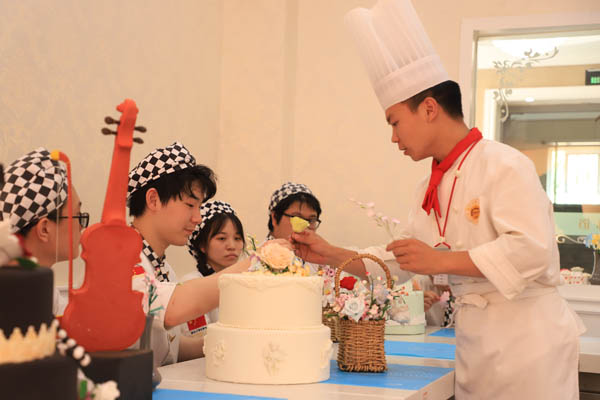 差几分上本科要不要复读,高考失利上一本还是复读