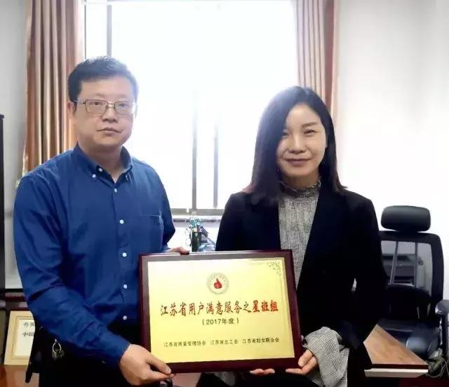 近几年眼镜行业为何走下坡路,眼镜行业怎么走出现在的局面