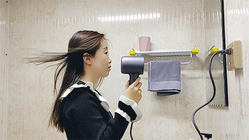 戴森欧阳娜娜同款,欧阳娜娜的护发吹风机