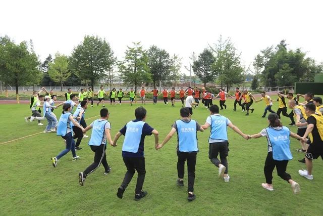 展千川风采，聚团队合力｜千川木门工程营销中心拓展训练完满结束