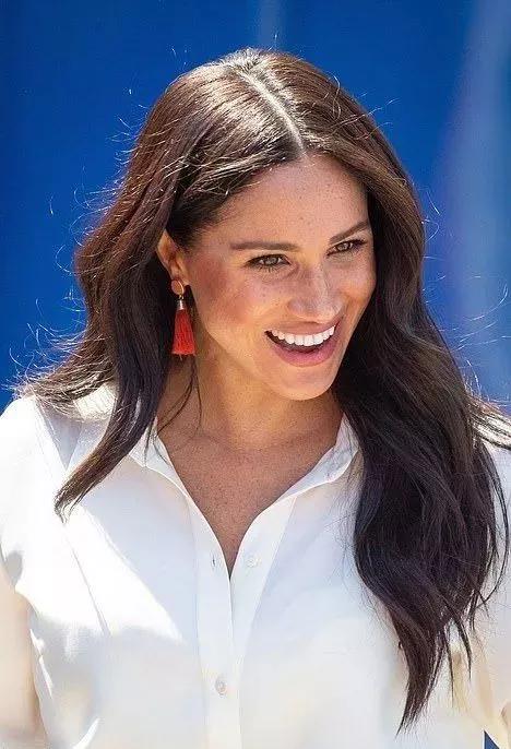 她们一个比一个会穿，但2019年最带货的还是她