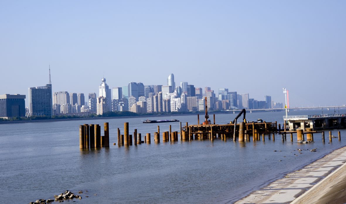 尼康d700怎么拍视频教程,尼康d700带手柄效果如何