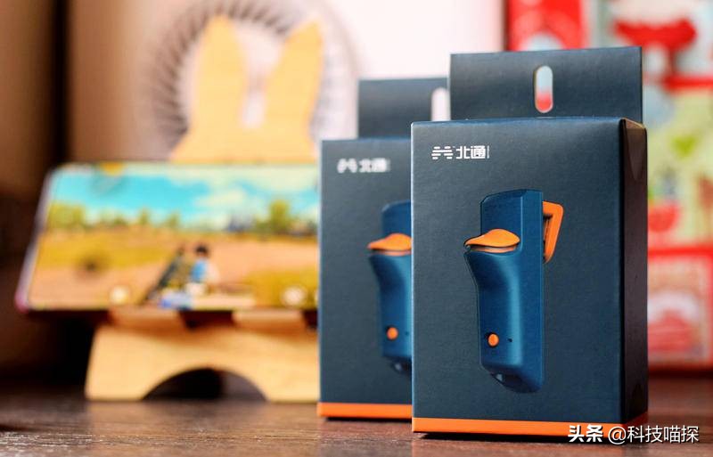 北通J1手游按键1秒15次击发，和我拼手速你必败无疑