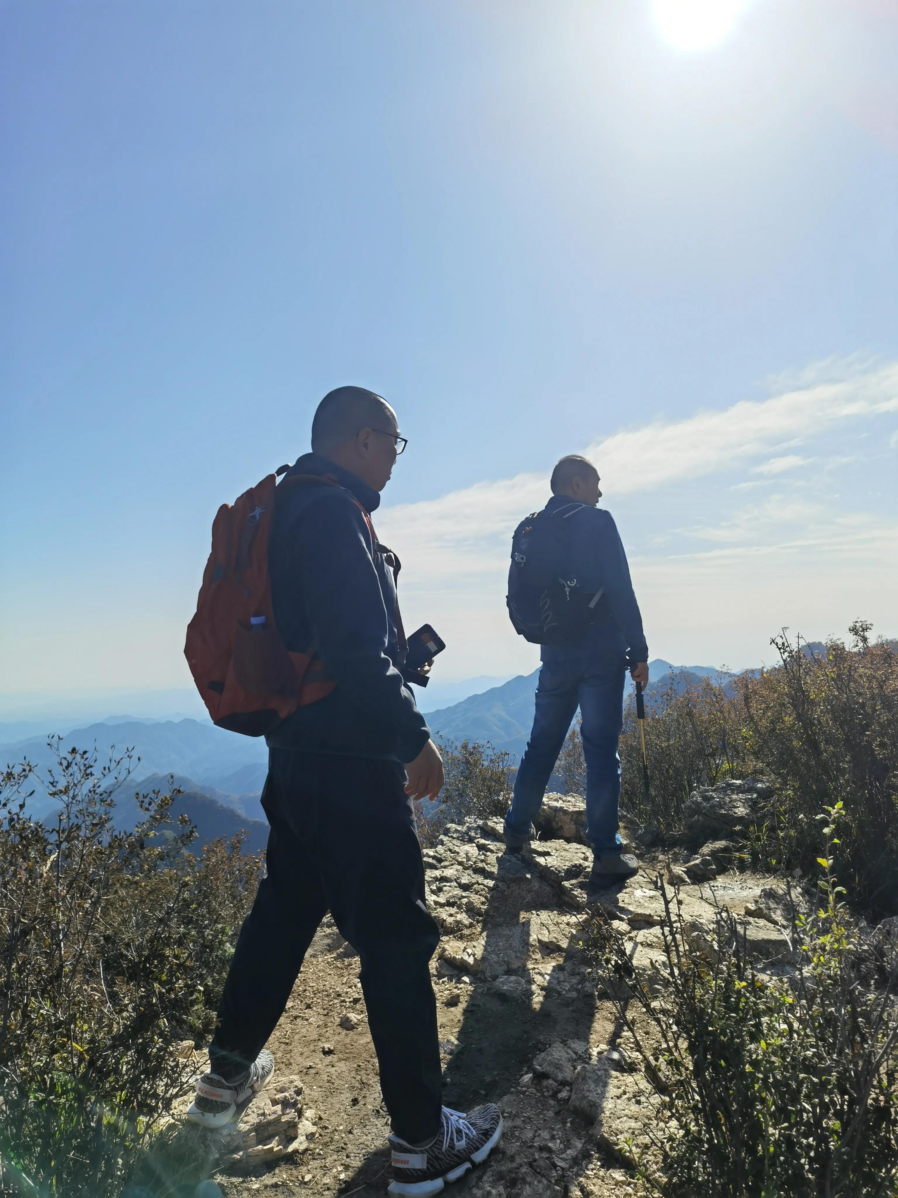 都知夏日驼梁美，秋季呢？阜平花塔村进山带您领略最美的秋日驼梁