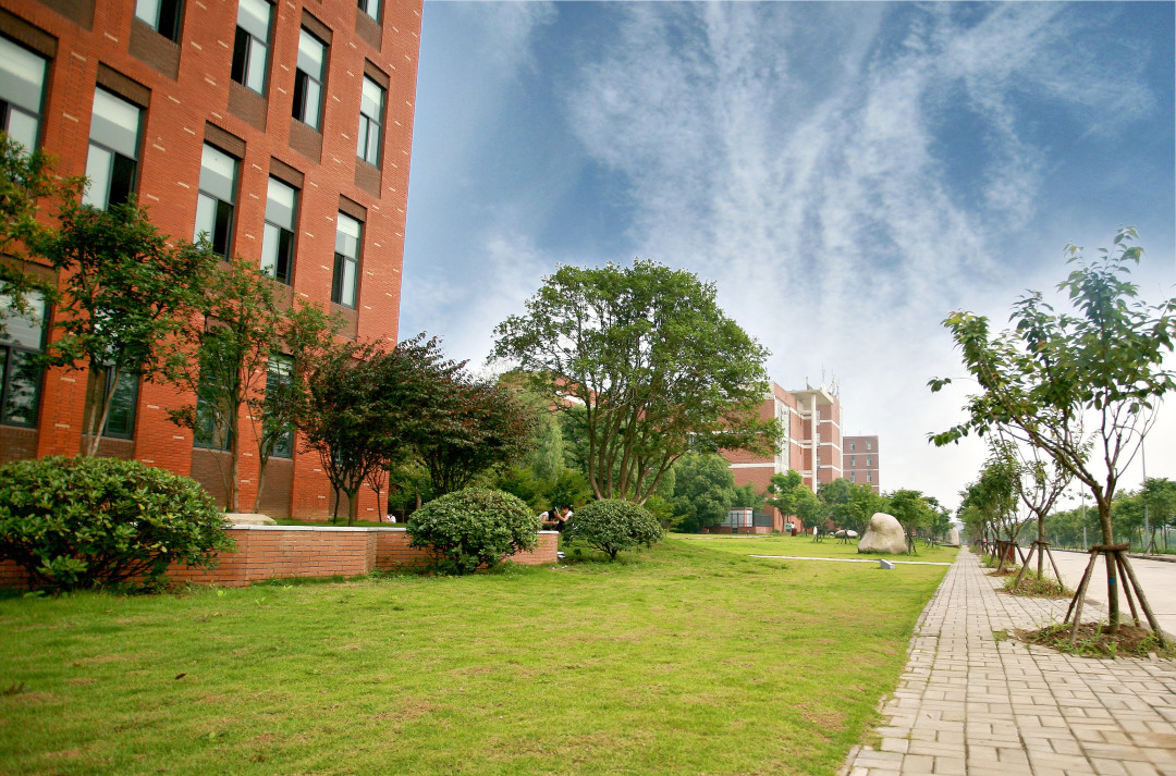 关于招生问答的解说,外院招生简章