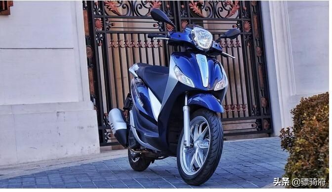 比亚乔哪一款踏板车最好看,比亚乔最新的150cc踏板车