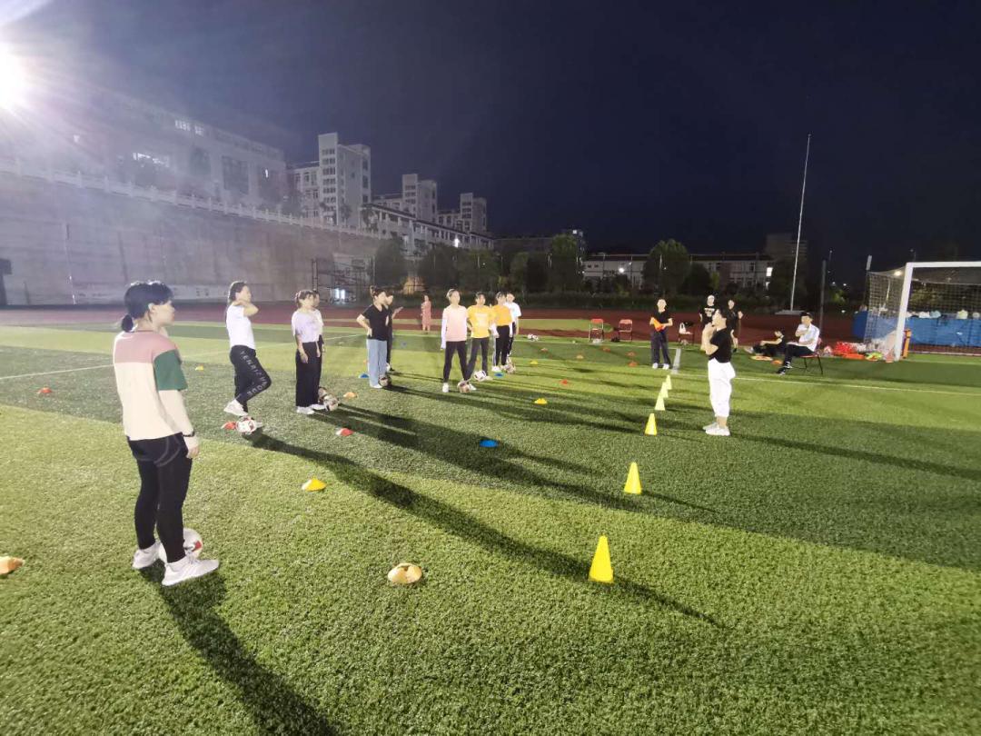 悦动足球、“足”够快乐——福鼎市2020年全市校园足球教练员培训（幼儿园专场）第6天