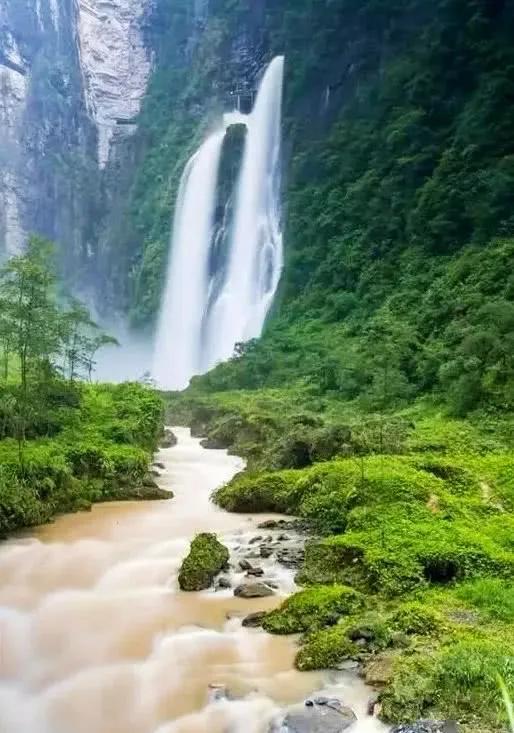 运动老乡（69）五人摩途挂壁公路历奇境