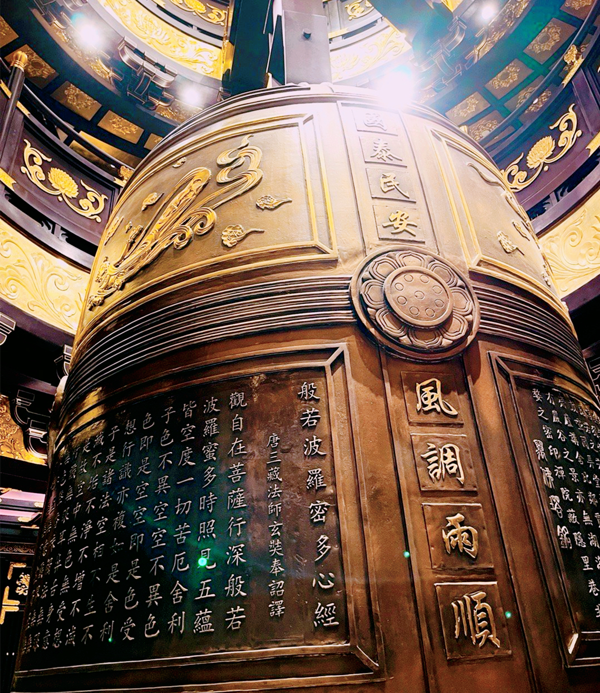 世界上价值连城的佛塔,耗资50亿打造的佛塔在哪