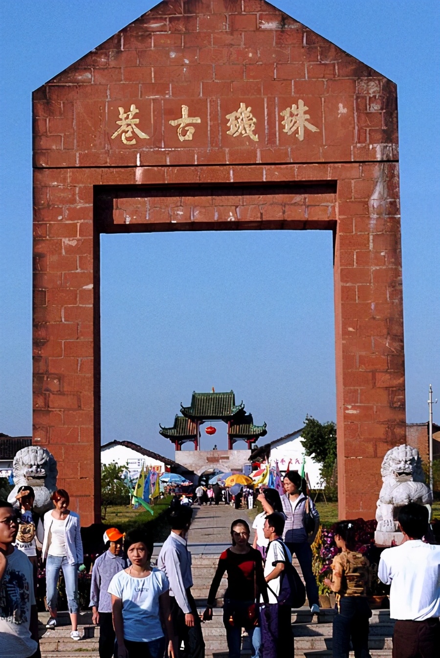 探秘姓氏文化的起源与发展,追寻姓氏文化中的那些精彩片刻