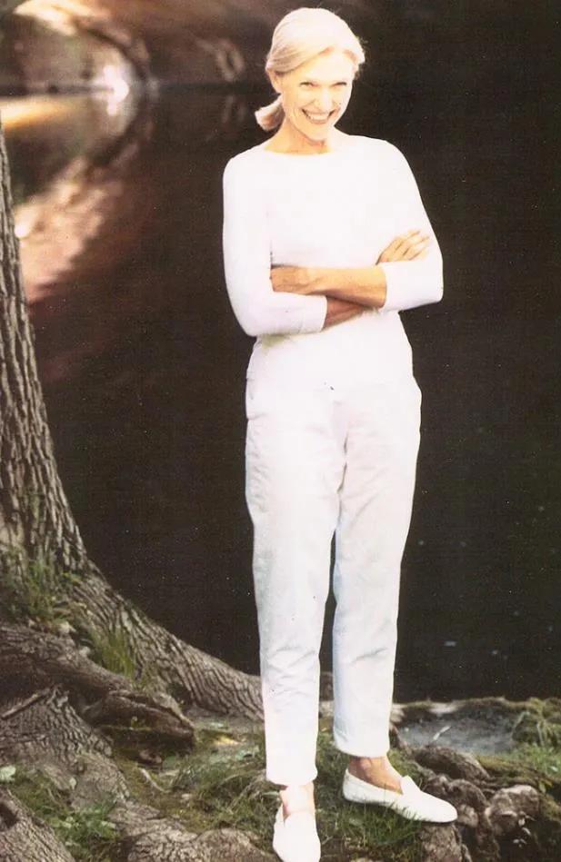 养大3个亿万富豪、67岁全裸上杂志：她的人生太硬核