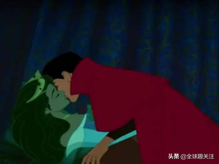 美国小哥为求婚高中初恋爆改迪士尼动画！500万网友甜哭齐送祝福