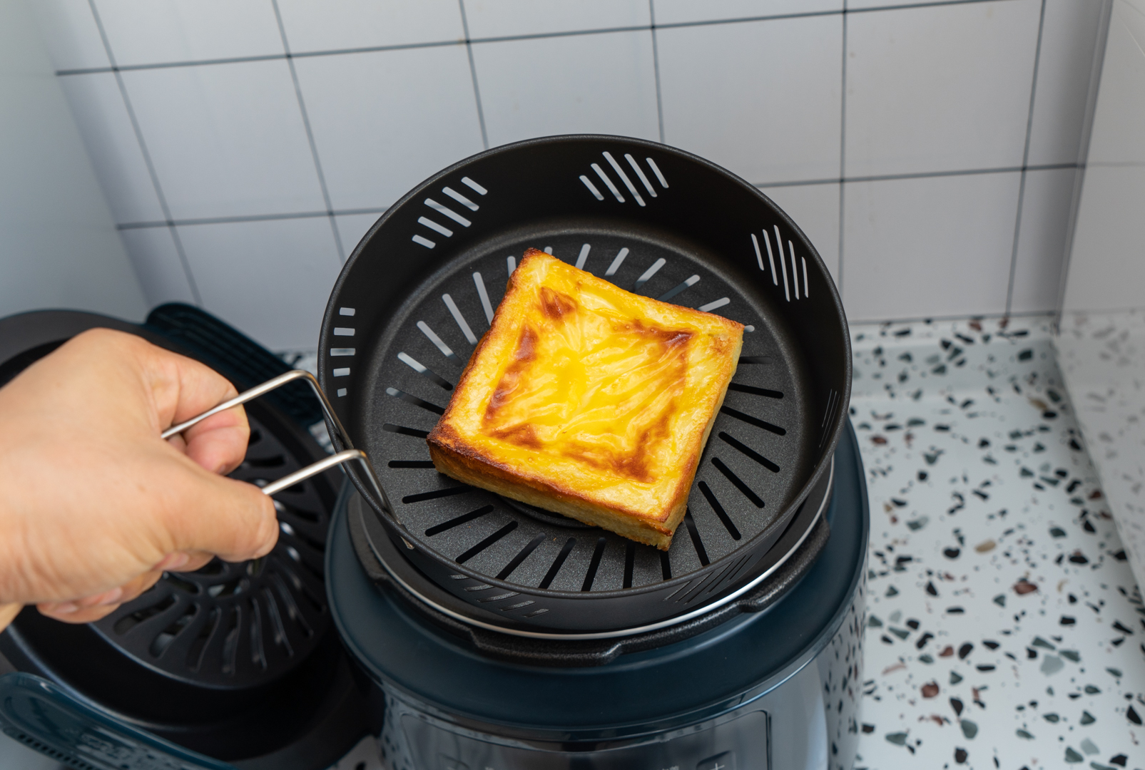 苏泊尔新款带菜谱的电压力锅,经济实惠的苏泊尔电压力锅