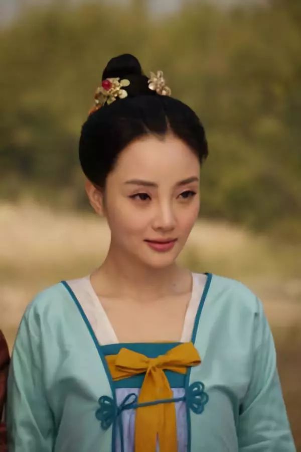 刘嘉玲最年轻的样子,刘嘉玲易容术真实身份