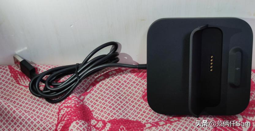 小米30w无线充电宝有什么配件,小米无线充电宝30w充苹果