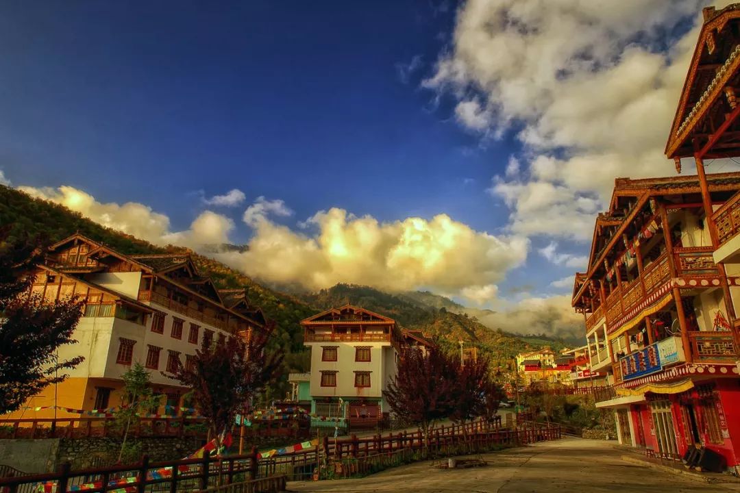 趁放假来一次有意义的旅行，比达瓦更扎更漂亮，关键是免费