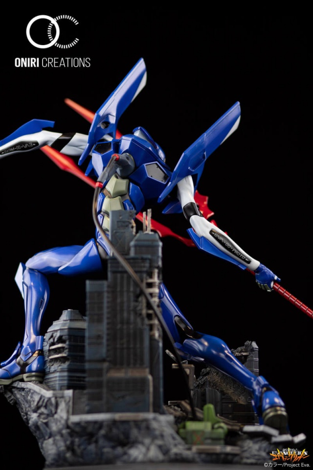 《新世纪福音战士》TV版「零号机改–穿越太空」