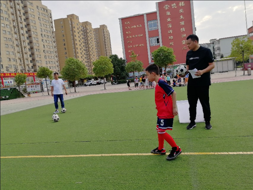 方城七小完整版,方城七小课程表