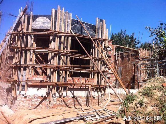 北方农村建房全过程，三层占地150平米，花了50万