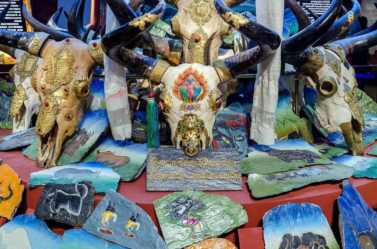 西藏玛尼堆的传说,西藏路上的玛尼堆