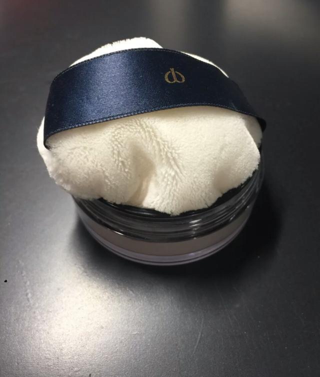 nars蜜粉和纪梵希散粉哪个好,大牌散粉纪梵希