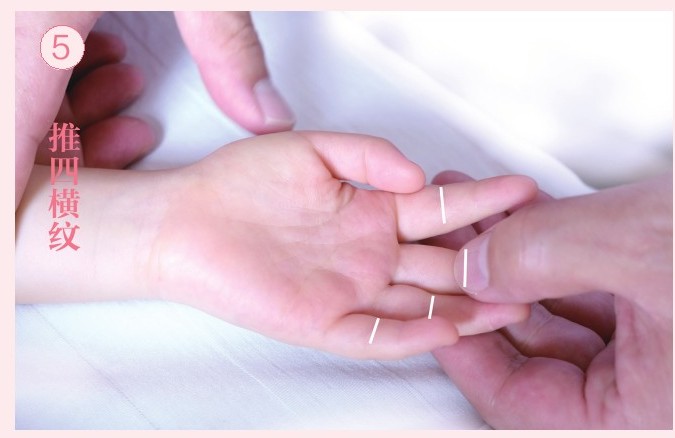 孩子腹痛用推拿法来缓解，家人不用乱着急