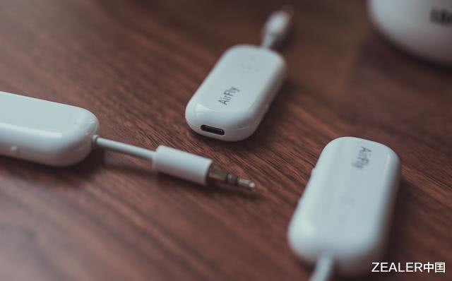 飞行达人的旅行伴侣：苹果*用御**AirFly蓝牙适配器