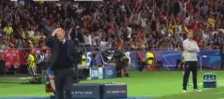 足球史上最伟大进球,足球历史上最伟大的5场翻盘