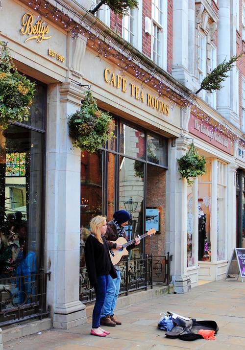 英国这个美食荒漠上，下午茶是棵仙人掌