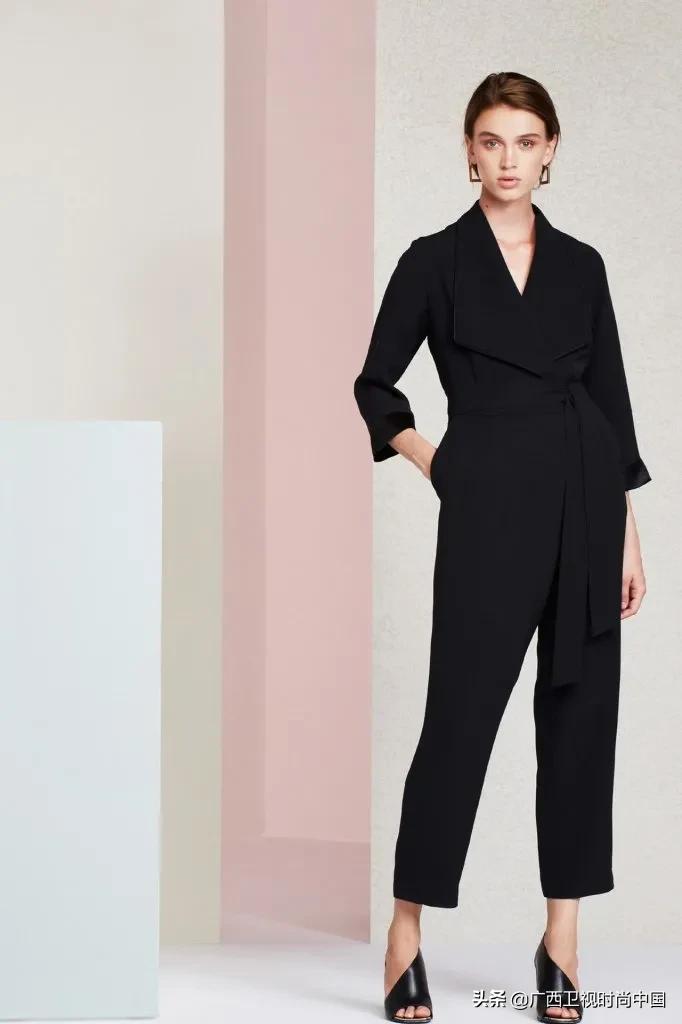 适合年轻人的职场穿搭,职场穿搭尽显干练大气