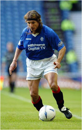 足坛远射最强的c罗,足坛爆发力