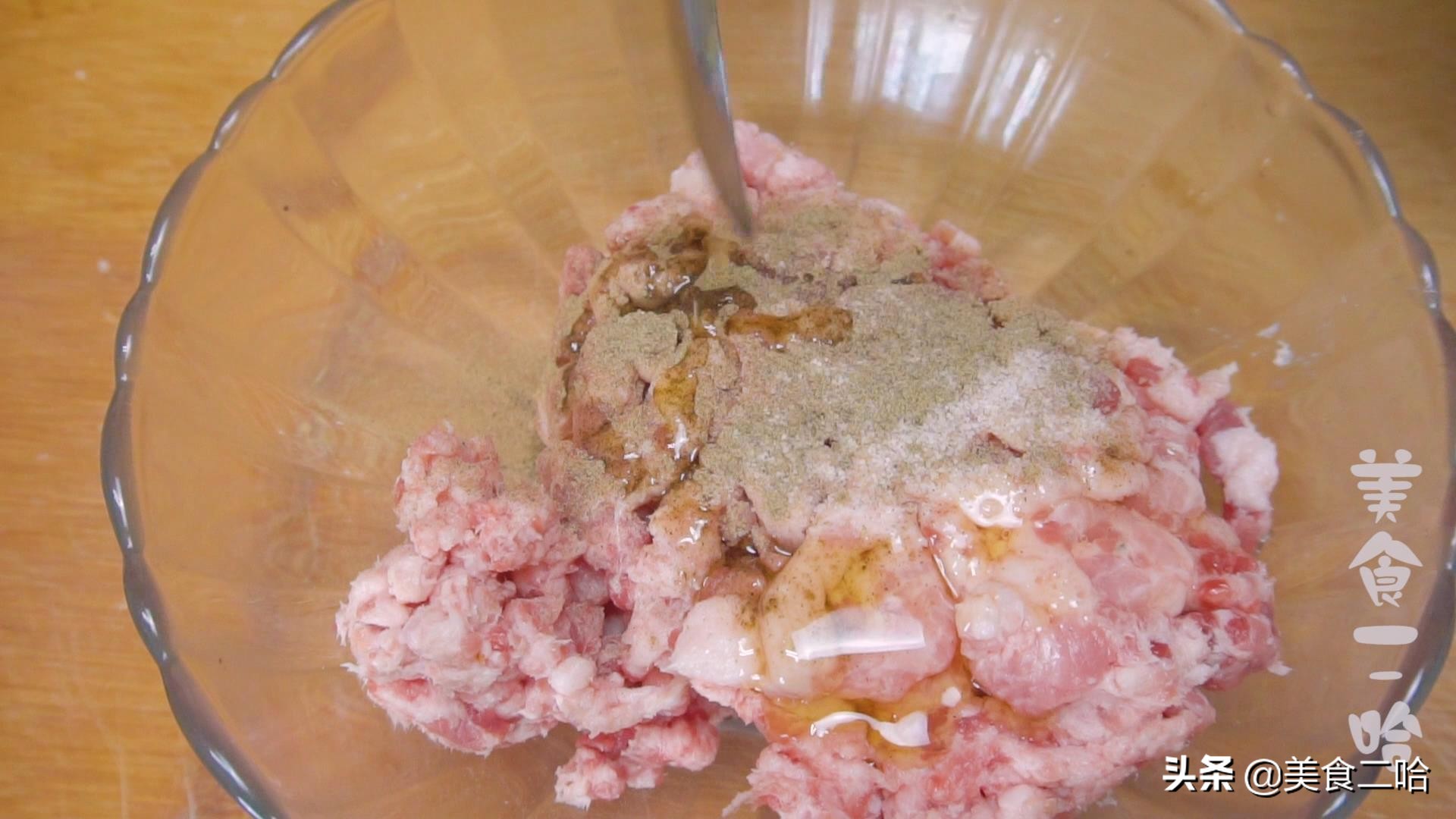 早餐饼肉馅最好吃的做法,鲜肉饼早餐做法