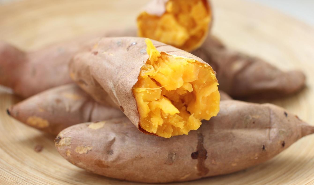 爱吃红薯的人要注意了,冬天要多吃红薯简单做法