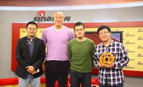 苏群杨毅解说一场多少钱,苏群解说收入