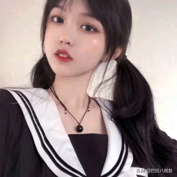 在男人眼里女人的几个行为掉价,女人在男人心里最掉价的三种行为