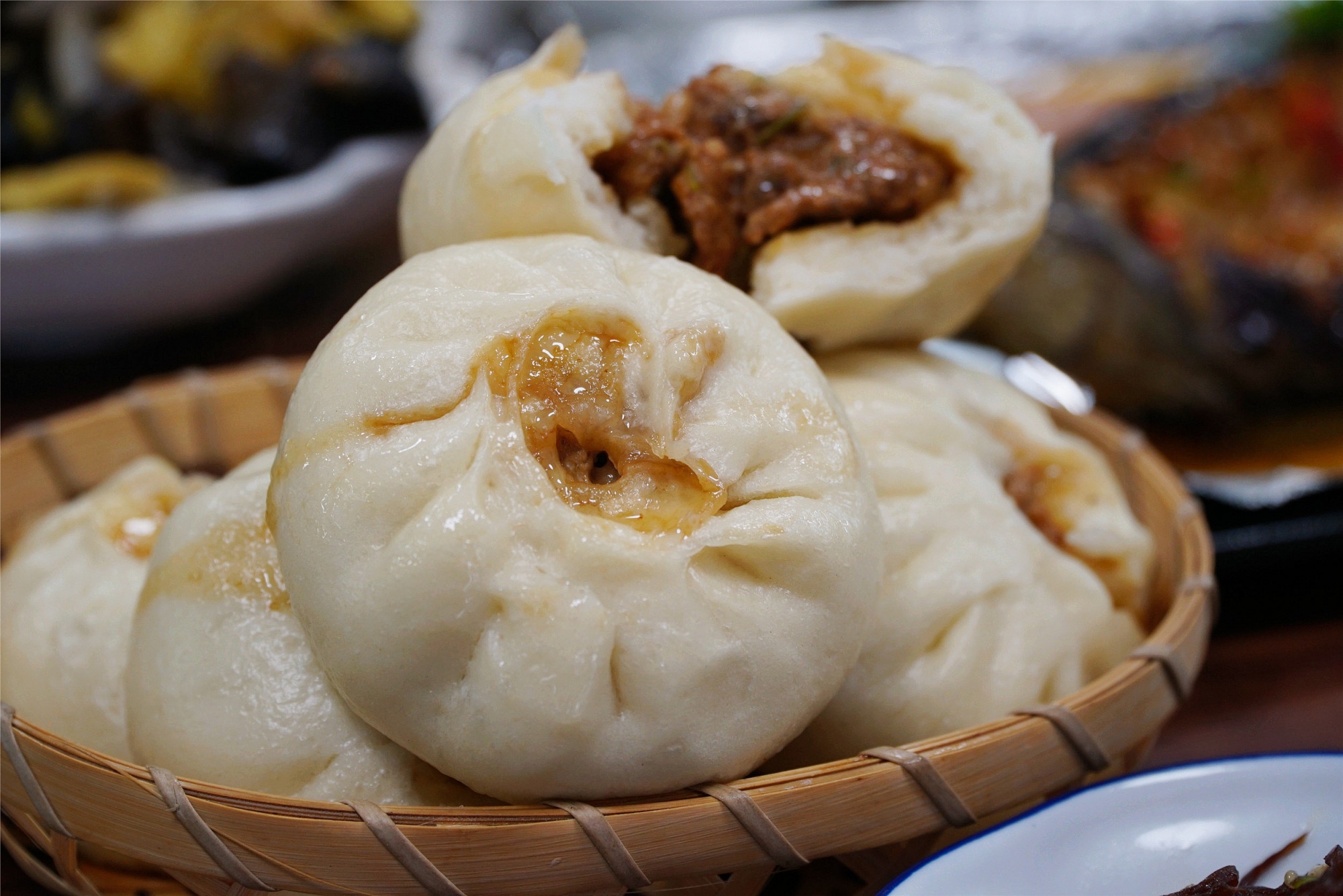 蒸包子不塌馅三个诀窍,蒸包子调馅教程全过程