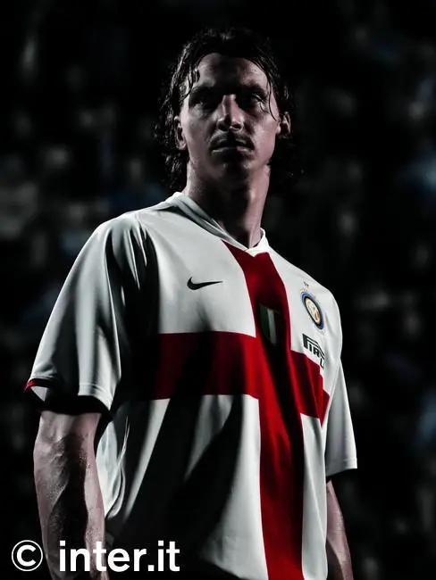 藏在足球的秘密,藏在足球里的秘密