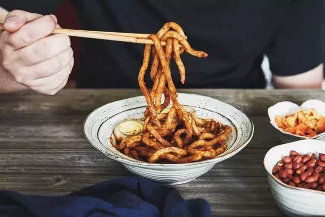 成都十大骨灰级美食一条街,成都小吃一条街排行榜